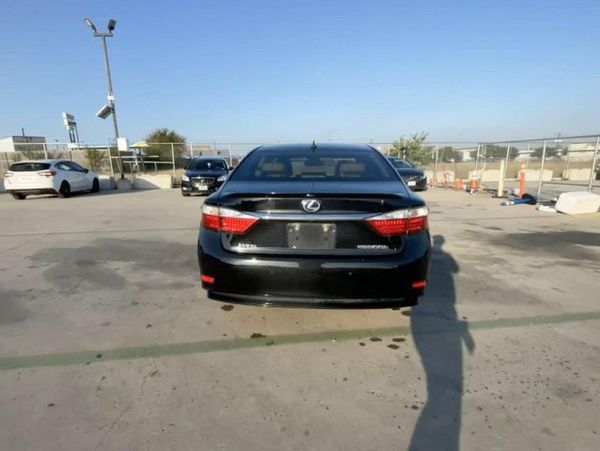 2014 LEXUS ES