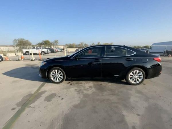 2014 LEXUS ES
