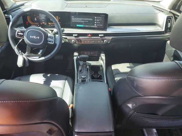 2025 KIA SORENTO