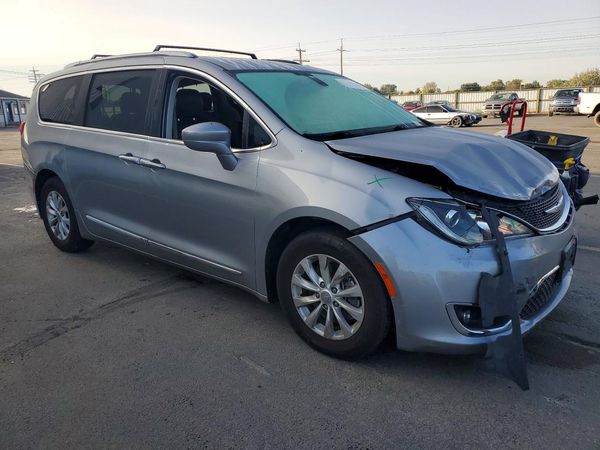 2018 CHRYSLER PACIFICA