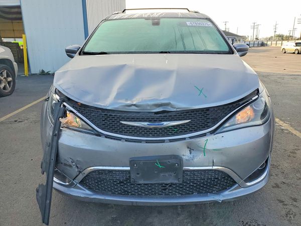 2018 CHRYSLER PACIFICA