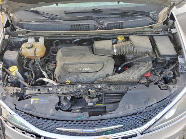 2018 CHRYSLER PACIFICA