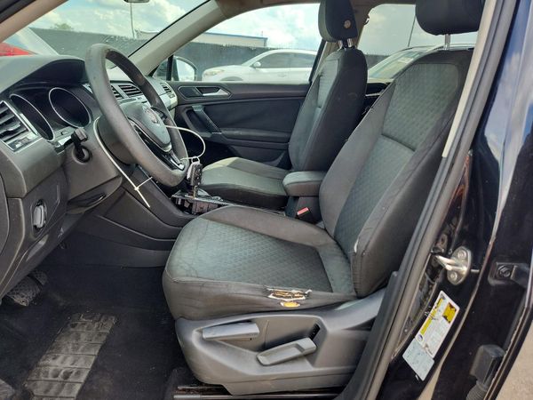 2018 VOLKSWAGEN TIGUAN S — DENT