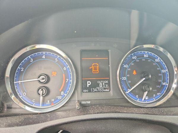 2017 TOYOTA COROLLA