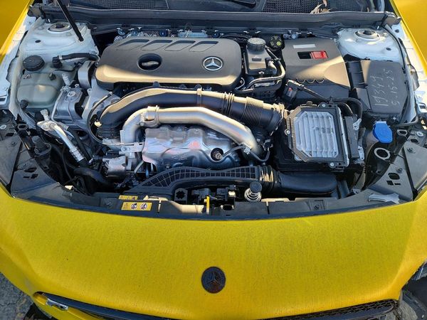 2025 MERCEDES-BENZ CLA