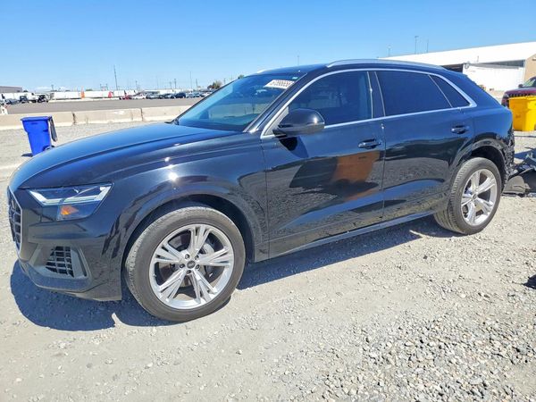 2022 AUDI Q8