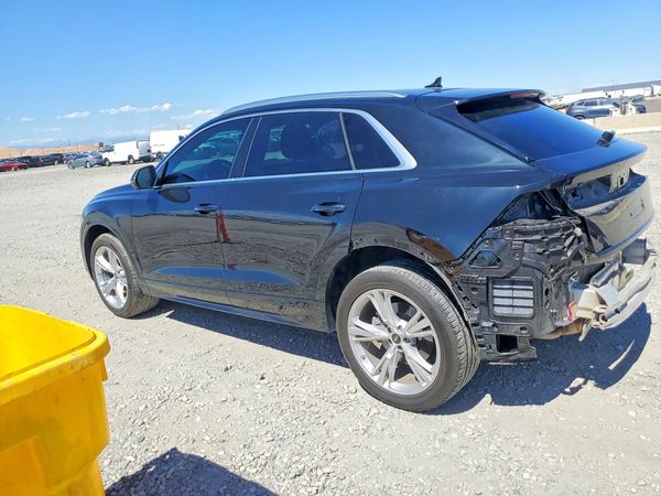 2022 AUDI Q8