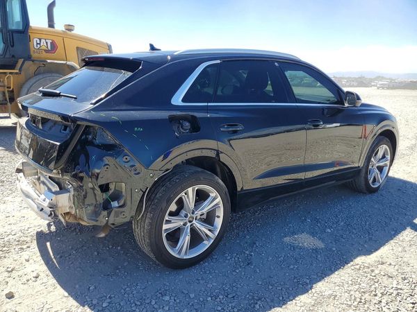 2022 AUDI Q8