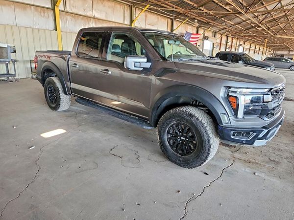 2024 FORD F150