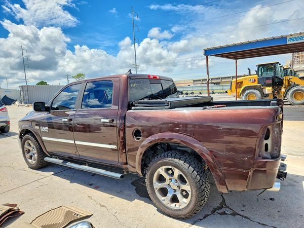 2014 RAM 1500 Laramie
