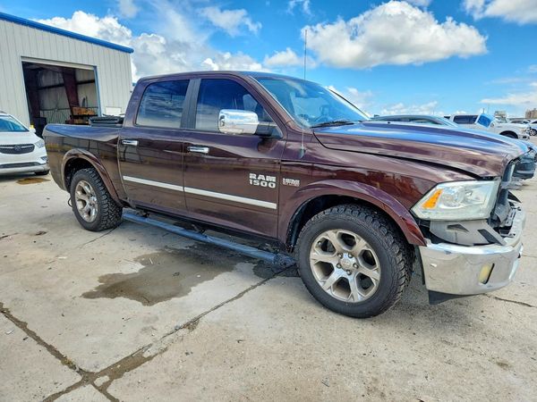 2014 RAM 1500 Laramie