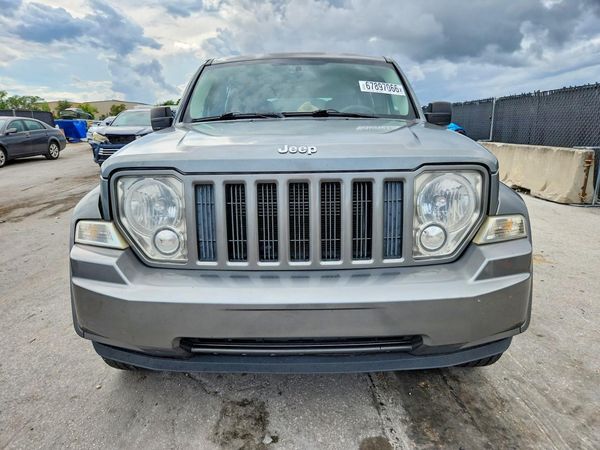 2012 JEEP LIBERTY Sport