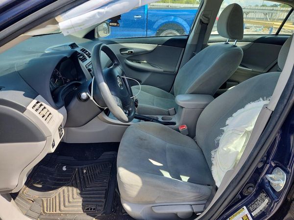 2012 TOYOTA COROLLA