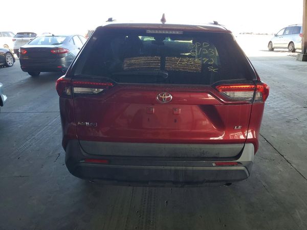 2019 TOYOTA RAV4 LE — DIRR
