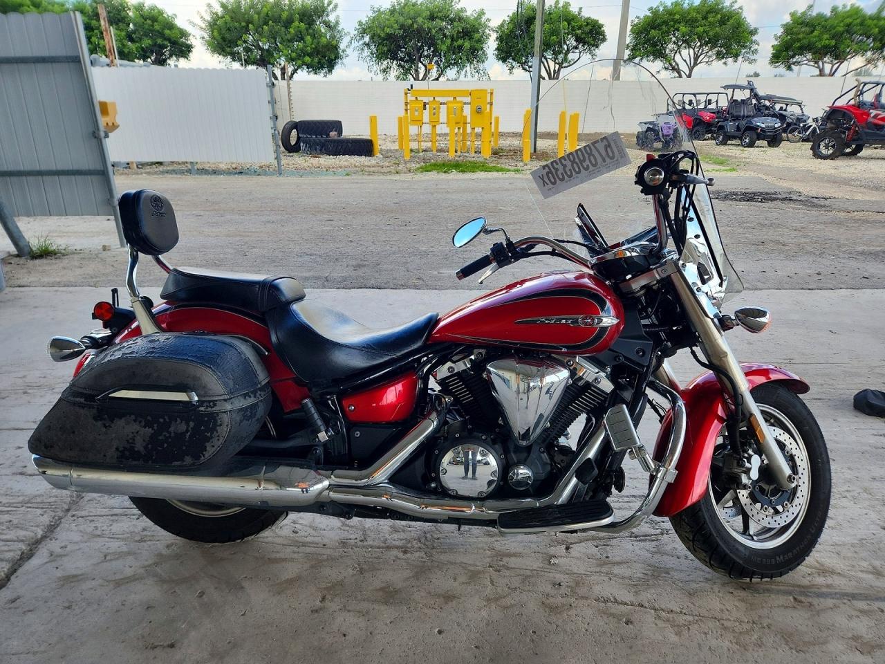 2013 YAMAHA XVS1300
