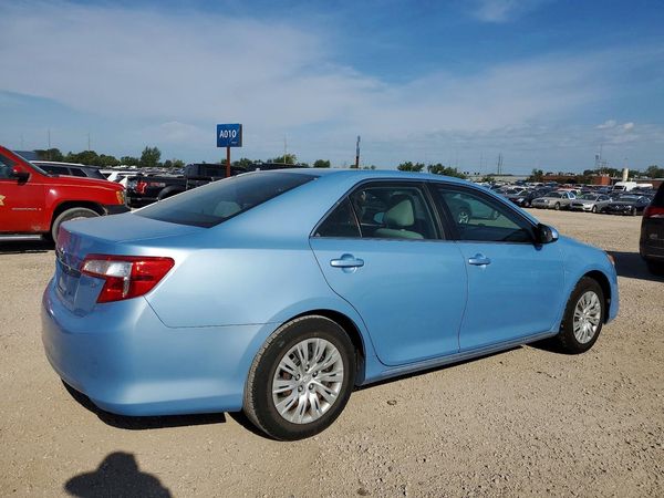 2012 TOYOTA CAMRY