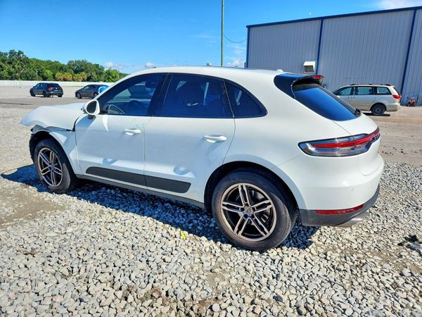 2020 PORSCHE MACAN