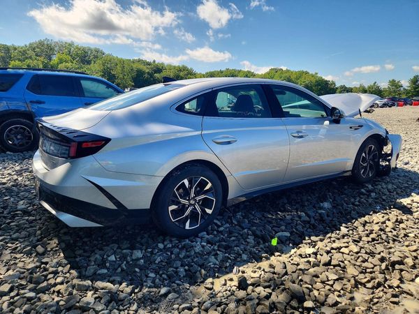 2025 HYUNDAI SONATA