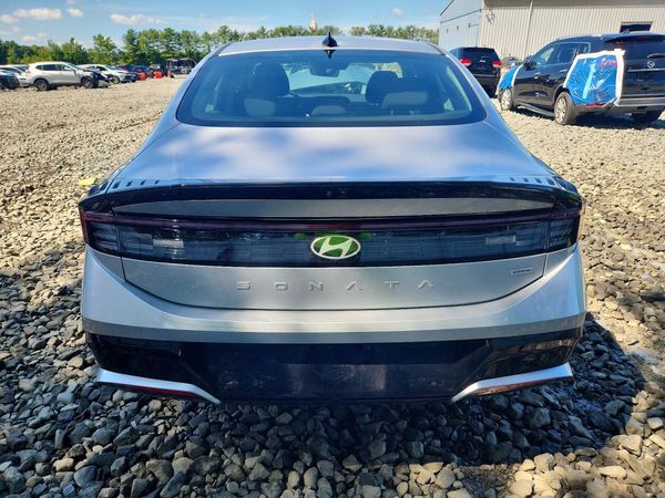 2025 HYUNDAI SONATA