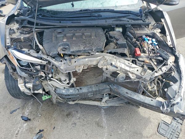 2019 TOYOTA COROLLA L/LE/SE/XLE/XSE — Engine bay
