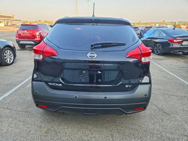 2020 NISSAN KICKS