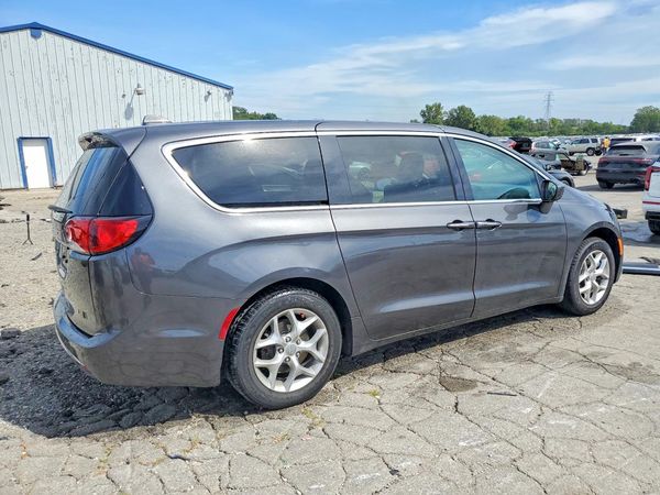2019 CHRYSLER PACIFICA Touring Plus