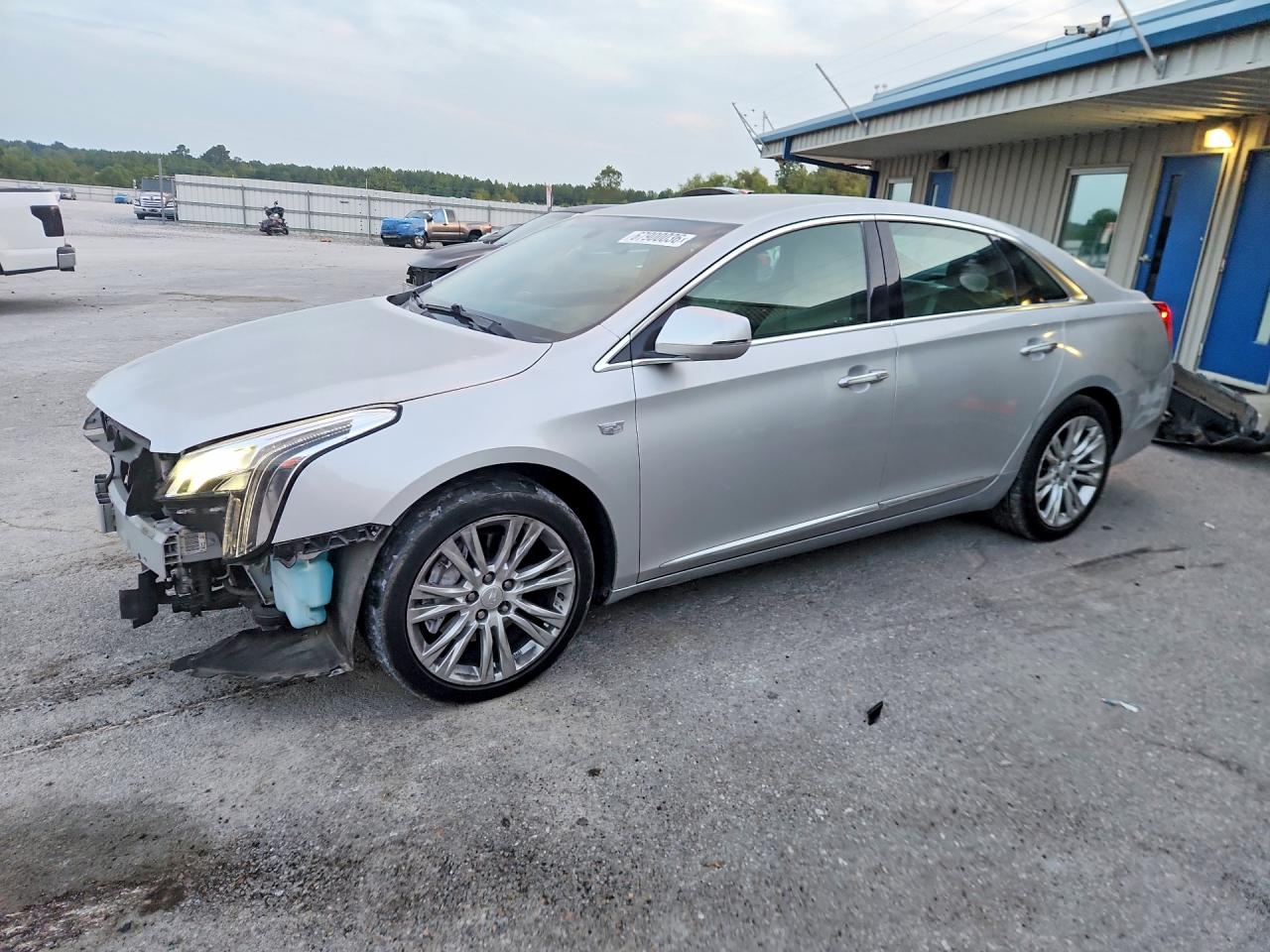 2018 CADILLAC XTS Luxury