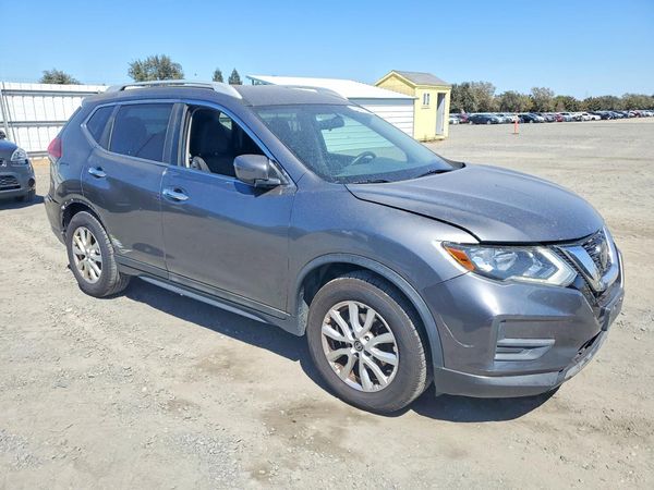 2018 NISSAN ROGUE — Passenger 3/4