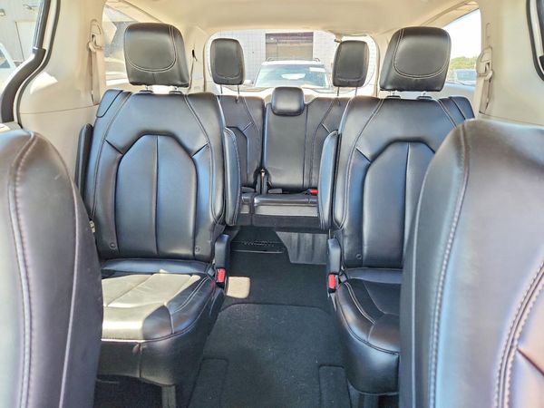 2023 CHRYSLER PACIFICA
