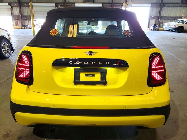 2025 MINI COOPER