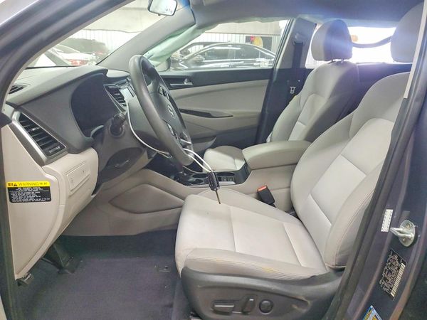 2017 HYUNDAI TUCSON