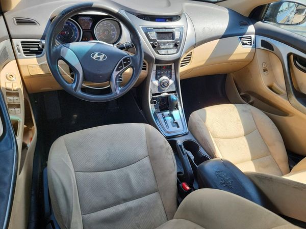 2013 HYUNDAI ELANTRA