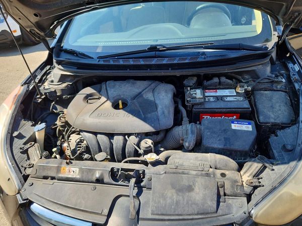 2013 HYUNDAI ELANTRA