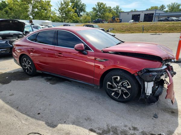 2025 HYUNDAI SONATA