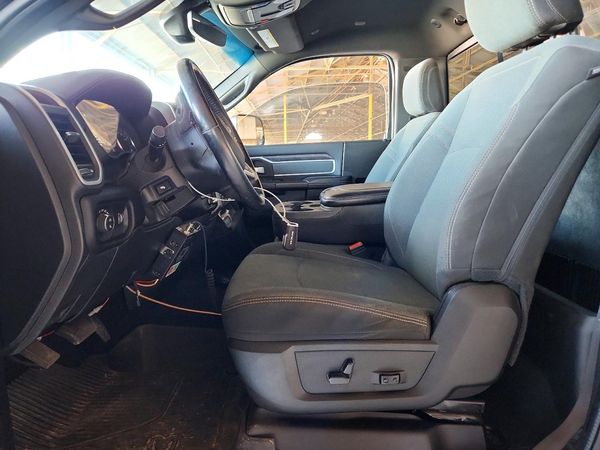 2022 RAM 3500 Big Horn, Lone Star