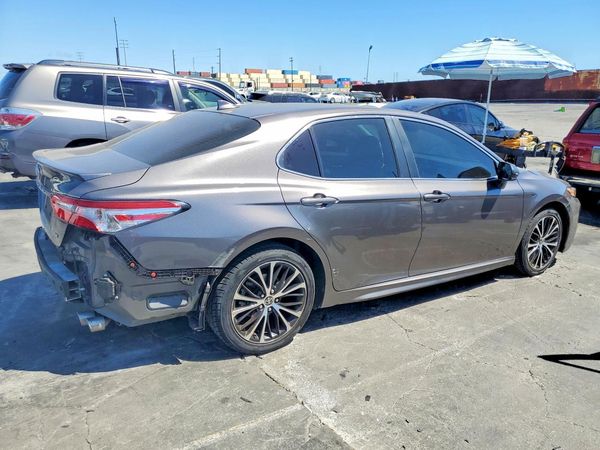 2020 TOYOTA CAMRY