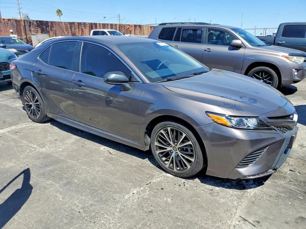 2020 TOYOTA CAMRY