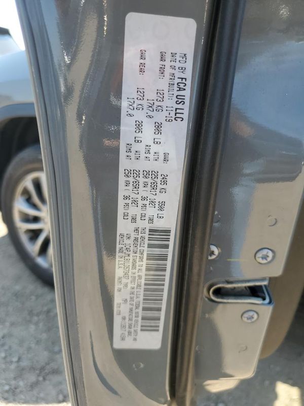 2020 JEEP CHEROKEE LATITUDE PLUS 4X4