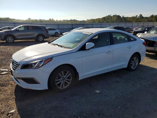 2016 HYUNDAI SONATA — DSFA — Front 3/4