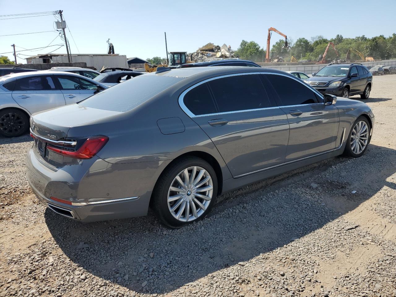 2022 BMW 740 xDrive