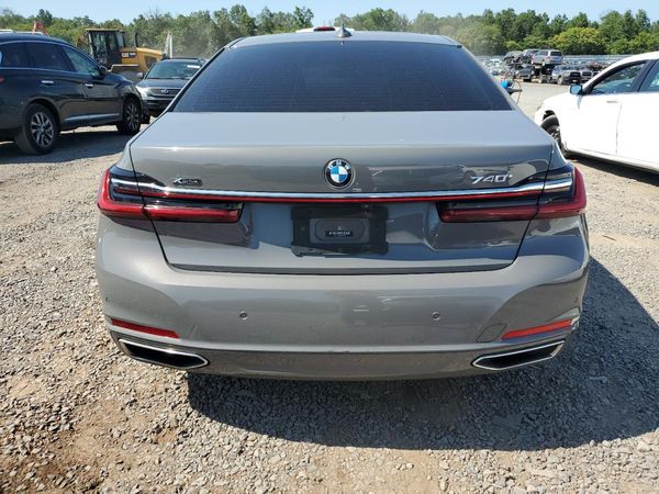2022 BMW 740 xDrive