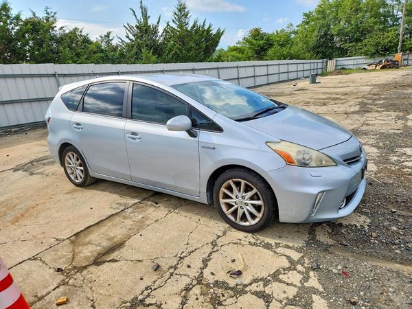 2013 TOYOTA PRIUS