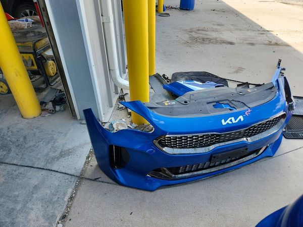 2022 KIA STINGER