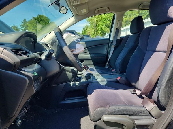 2013 HONDA CRV LX — DENT