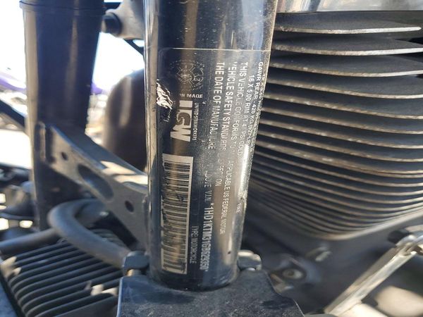 2016 HARLEY-DAVIDSON FL — VINS