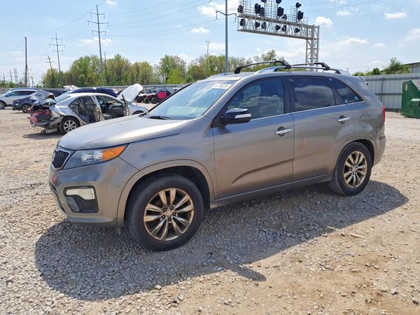 2012 KIA SORENTO TOP (High Grade) — Front 3/4