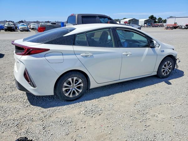 2020 TOYOTA PRIUS
