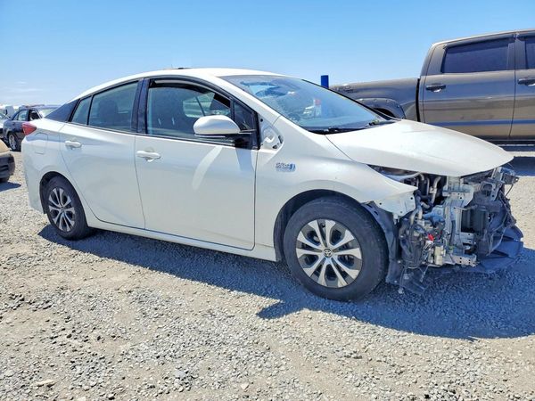 2020 TOYOTA PRIUS