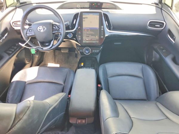 2020 TOYOTA PRIUS