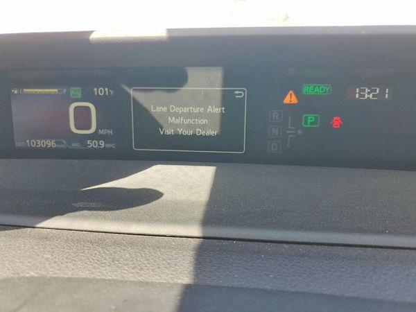 2020 TOYOTA PRIUS